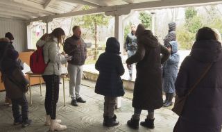 Представят резултатите от проучване на нагласите към бежанците