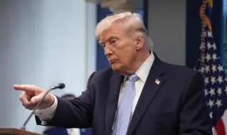 Тръмп се закани да извърши най-тежкото престъпление в международното право