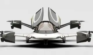 Британската летяща кола иска да промени правилата в небето