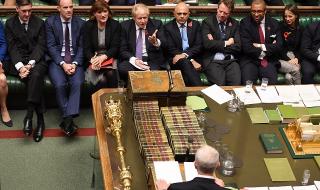 Законопроектът за вътрешния пазар влиза в британския парламент въпреки критиките