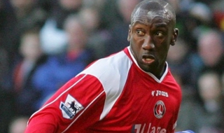 Хаселбанк: Ван дер Ваарт по-добре да си мълчи