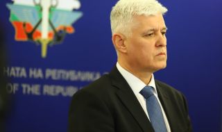 МО: Няма опасност Русия да използва ядрено оръжие