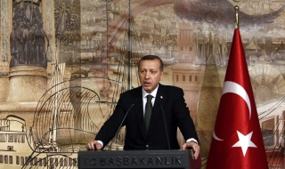 Турция отзова посланика си от Париж