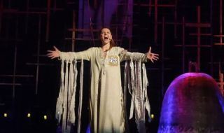 Михаела Филева в главната роля в рок операта "Есмералда - парижката Света Богородица"