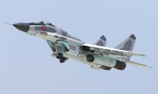 Руски и американски изтребители зарадваха Северна Корея