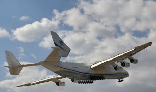 Руската авиация унищожи най-големия самолет в света (ВИДЕО)