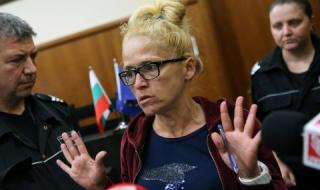 Шефът на затворите: Иванчева не е изведена с вериги, снимката е стара!