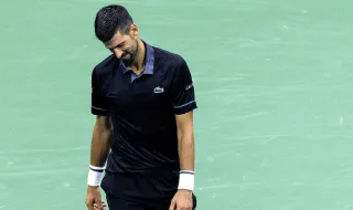Жената, която открадна шоуто от Джокович при драматичния крах на US Open (СНИМКИ)