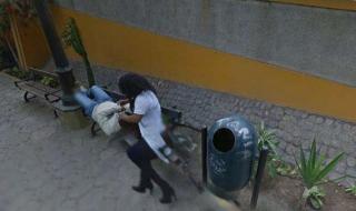 Мъж хвана жена си в изневяра, гледайки Google Maps