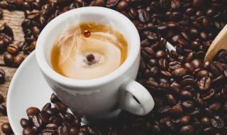 Диетолог: Кафето топи мазнините около корема