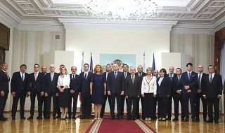 Премиерът назначи 7 зам.-министри