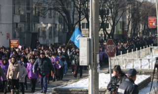 Продължава стачката във ВМЗ-Сопот