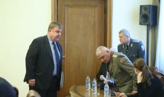 Каракачанов иска преговори със САЩ за нов изтребител