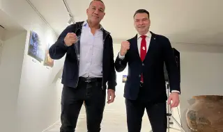 Kubrat Pulev supported Kaloyan Pargov 