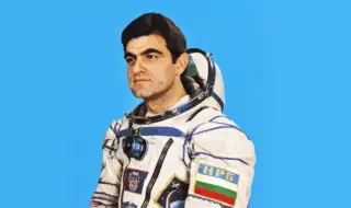 На 7 юни 1988 г. България има втори космонавт
