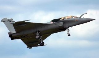 Саудитска Арабия иска да купи от Франция 54 самолета „Рафал“