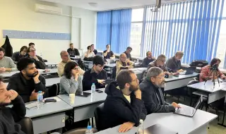 Млади учени от 16 държави привлече международният център по математически науки към БАН