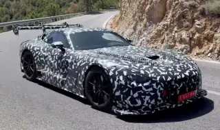 Снимаха най-наточения AMG GT в историята (ВИДЕО)