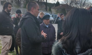 Джамбазки ще сезира ЕК за цигански блок