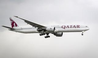Катарски самолет избегнал ирански ракети