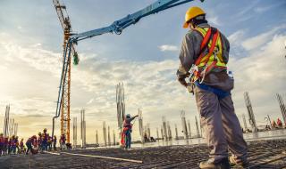 Коронавирус: Смъртността при строителните работници е по-висока
