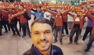 Божинов показа китайските ултраси (ВИДЕО)