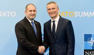 Радев повежда българската делегация за Срещата на върха на НАТО