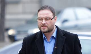 Чуколов се е явил на разпит за скандала в самолета