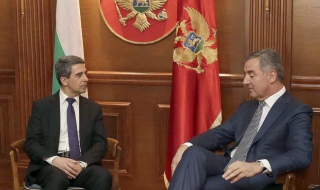 Плевнелиев в Черна гора: Членството в НАТО означава повече инвестиции и туристи