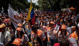 Венецуела настоява да възстанови военните си връзки с Колумбия