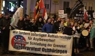 Германски десни протестираха срещу планираното настаняване на бежанци в град Гера
