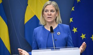 Швеция слага край на 200-годишната си необвързаност с военни пактове с готовността си за влизане в НАТО