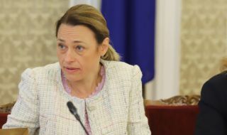 Ива Митева: Получим ли мандат, ще поканим веднага БСП, ПП и ДБ