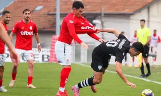 ЦСКА 1948 надигра Берое