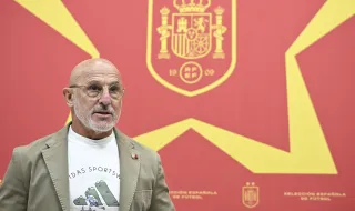 Испания преобвърза триумфалния Луис де ла Фуенте с нов договор  