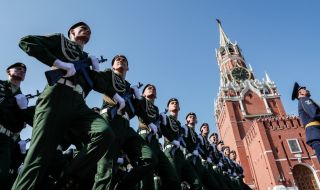 Жителите на Москва - разтревожени, но непреклонни