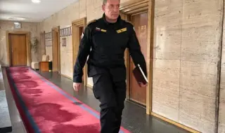 Кандев с равносметка и призив: Да преборим онези, които крадат бъдещето ни