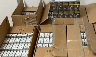 Задържаха над 120 000 къса контрабандни цигари на МП Лесово