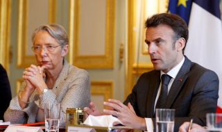 Макрон: Пенсионната реформа ще направи Франция по-силна