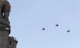 С водосвет на бойните знамена в София беше отбелязан 6 май, новите F-16 за първи път участваха във въздушна демонстрация
