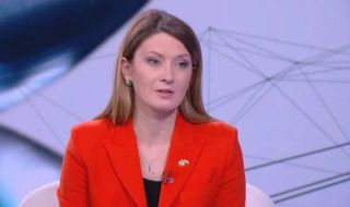 Цветелина Пенкова: Трябва бързо да се реши кой ще наследи Мария Габриел, ако стане премиер