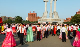 Северна Корея отбелязва 110 години от рождението на Ким Ир-сен