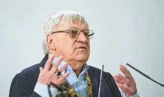 Проф. Андрей Пантев: Сирената трябва да е тревожна!