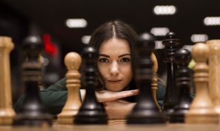 Забраниха на транссексуални жени да се състезават в турнири по шах само за жени