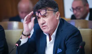 Борислав Михайлов се стабилизира - контактен е 