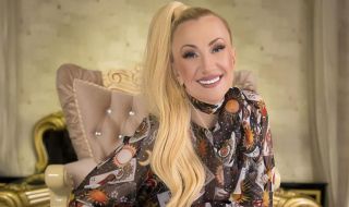 Днес оперират главата на Сашка Васева 