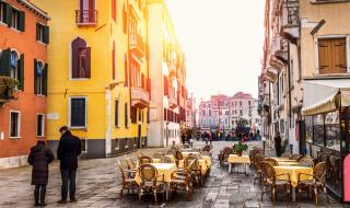 Обяд за 526 евро. Турист се жалва пред кмета на Венеция (СНИМКИ)