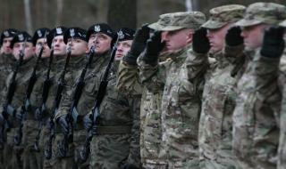 Полша иска втори боен ешелон заради Русия