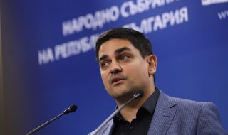 Тръгва делото срещу Радостин Василев за опит за принуда