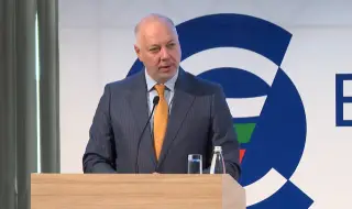 Росен Желязков: Въвеждането на еврото следва да бъде планиран процес, който да не се развива стихийно